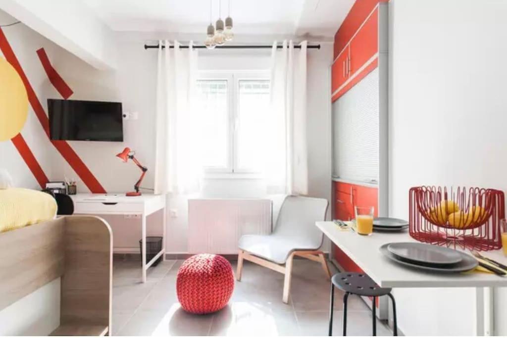Colorful Apartment In Athens Exterior photo